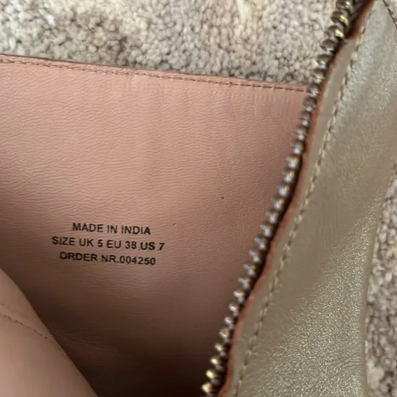 New. Reiss Casey Leather Square Toe Heel Boot size 7 US - Picture 9 of 9